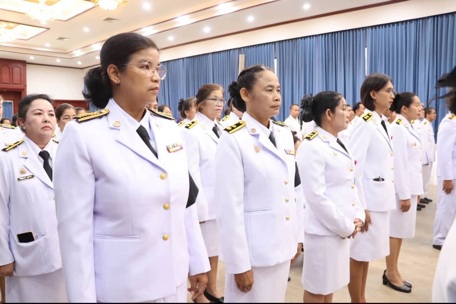 title - นางสาวอมรรัตน์ แขวงโสภา ปฏิรูปที่ดินจังหวัดพระนครศรีอยุธยา ปฏิบัติหน้าที่ในตำแหน่งผู้อำนวยการศูนย์ส่งเสริมและพัฒนาอาชีพเสริมนอกภาคการเกษตร(ศพส.) เป็นประธานในพิธีถวายสัตย์ปฏิญาณเพื่อเป็นข้าราชการที่ดีและพลังของแผ่นดิน เนื่องในโอกาสมหามงคลเฉลิมพระชนมพรรษา พระบาทสมเด็จพระปรเมนทรรามาธิบดีศรีสินทร มหาวชิราลงกรณ พระวชิรเกล้าเจ้าอยู่หัว 28 กรกฎาคม 2569